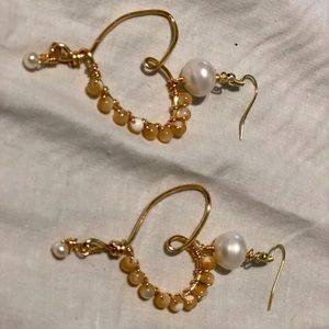 Handmade. Earrings. Heart. Pearl. Quartz.